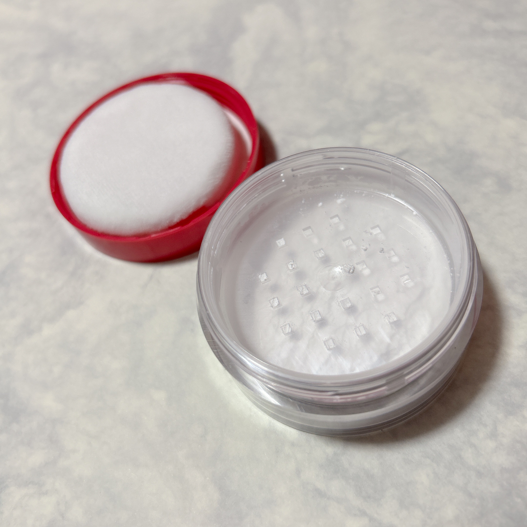 メイク キープ パウダー/コーセーコスメニエンス/ルースパウダーを使ったクチコミ（3枚目）