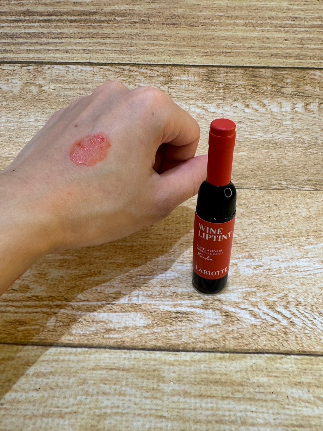 fantastic_cosme_8iav on LIPS 「Skinfriendlyブランドからラビオッテ『ワインリップテ..」(4枚目)