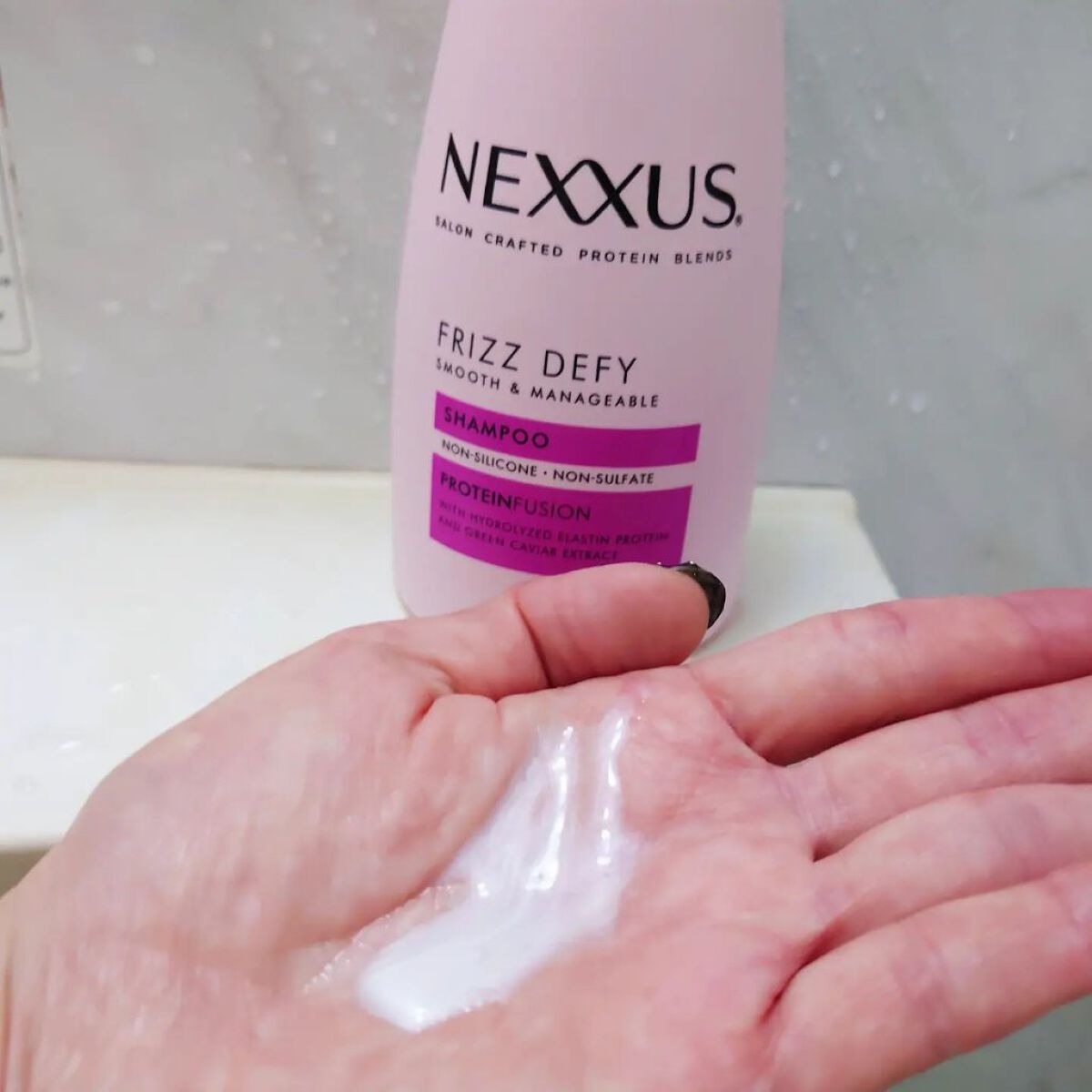 ネクサス スムースアンドマネージャブル 洗い流さないトリートメントオイル/NEXXUS(ネクサス)/ヘアオイルを使ったクチコミ（2枚目）