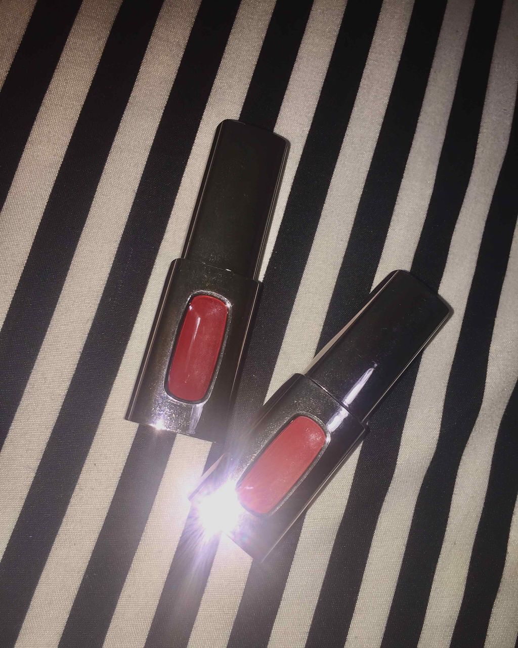 カラーリッシュエクストラルージュマット/ロレアル パリ/口紅を使ったクチコミ(1枚目)