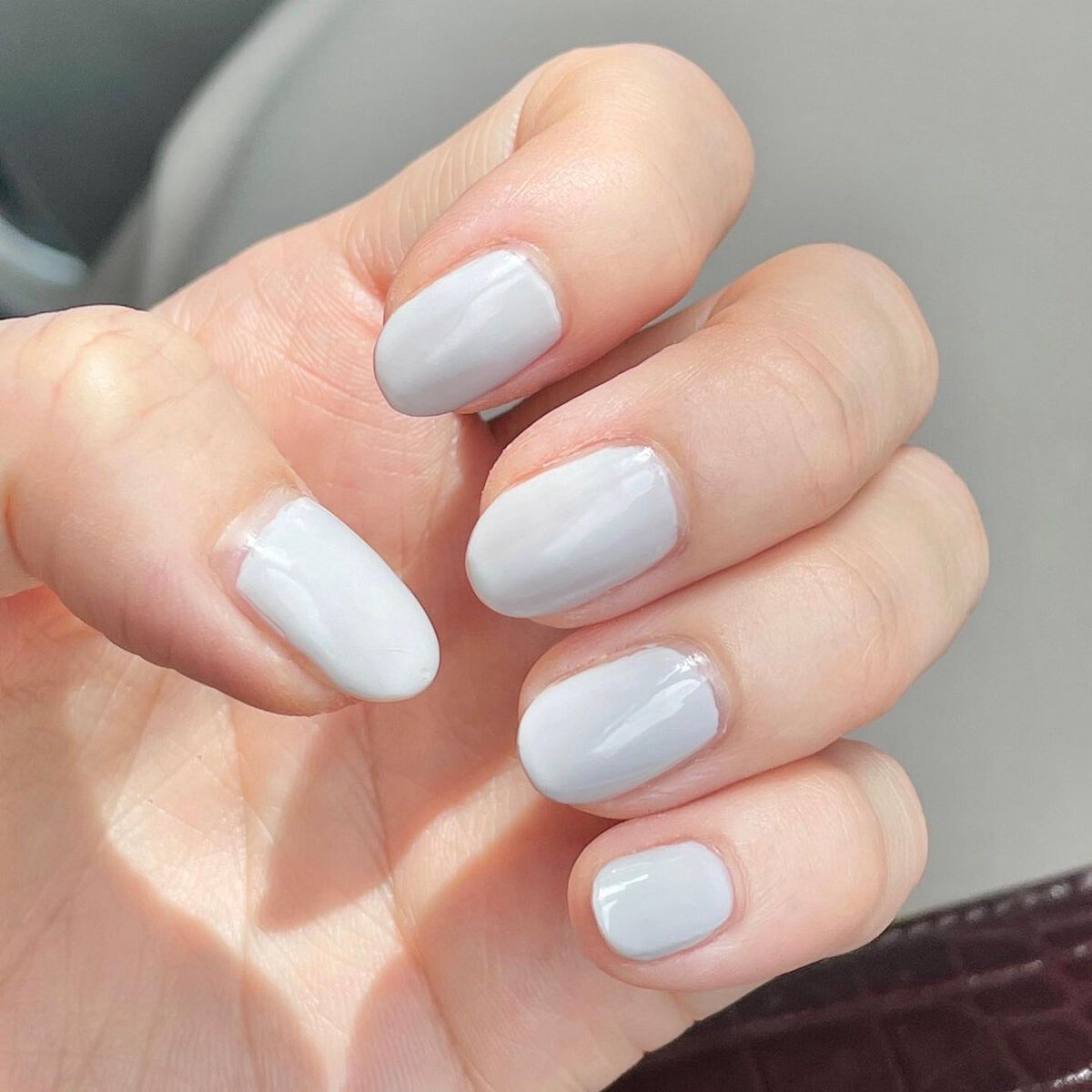 ニュアンスネイルのネイルデザイン】ネイルポリッシュ｜THREEの