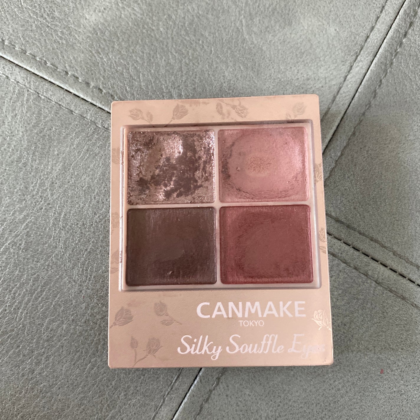シルキースフレアイズ(マットタイプ)/キャンメイク/アイシャドウパレットを使ったクチコミ(1枚目)