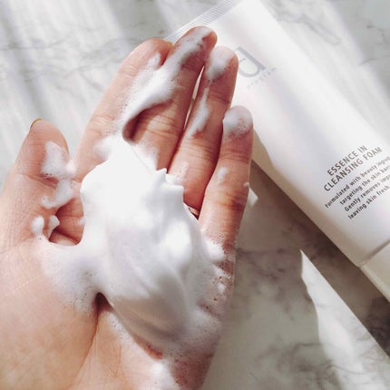 エッセンスイン クレンジングフォーム/d プログラム/洗顔フォームを使ったクチコミ(3枚目)