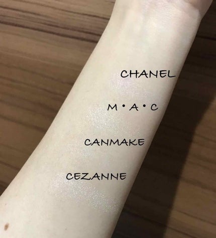 エクストラ ディメンション スキンフィニッシュ/M・A・C/プレストパウダーを使ったクチコミ(2枚目)