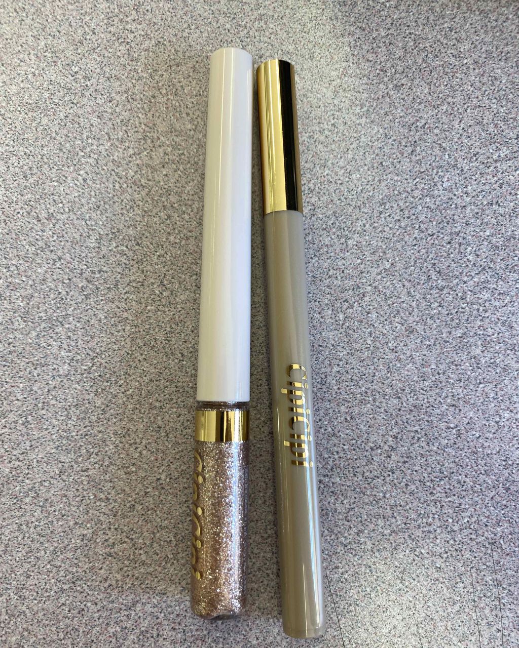 グリッターイルミネーションライナー/CipiCipi/リキッドアイライナーを使ったクチコミ(4枚目)