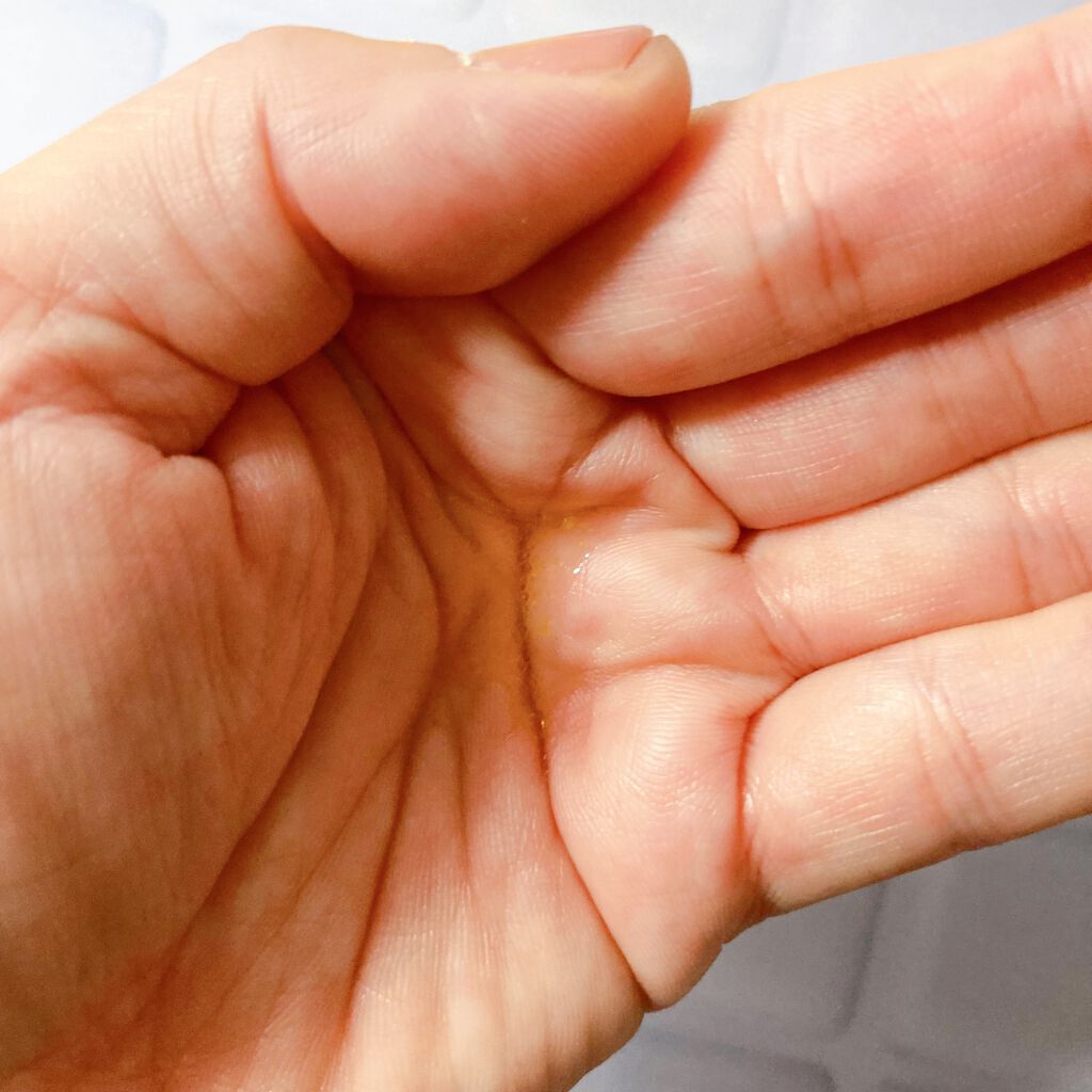 コンセントレート・ウォータリーオイル/アンダーノイル/ブースター・導入液を使ったクチコミ(2枚目)