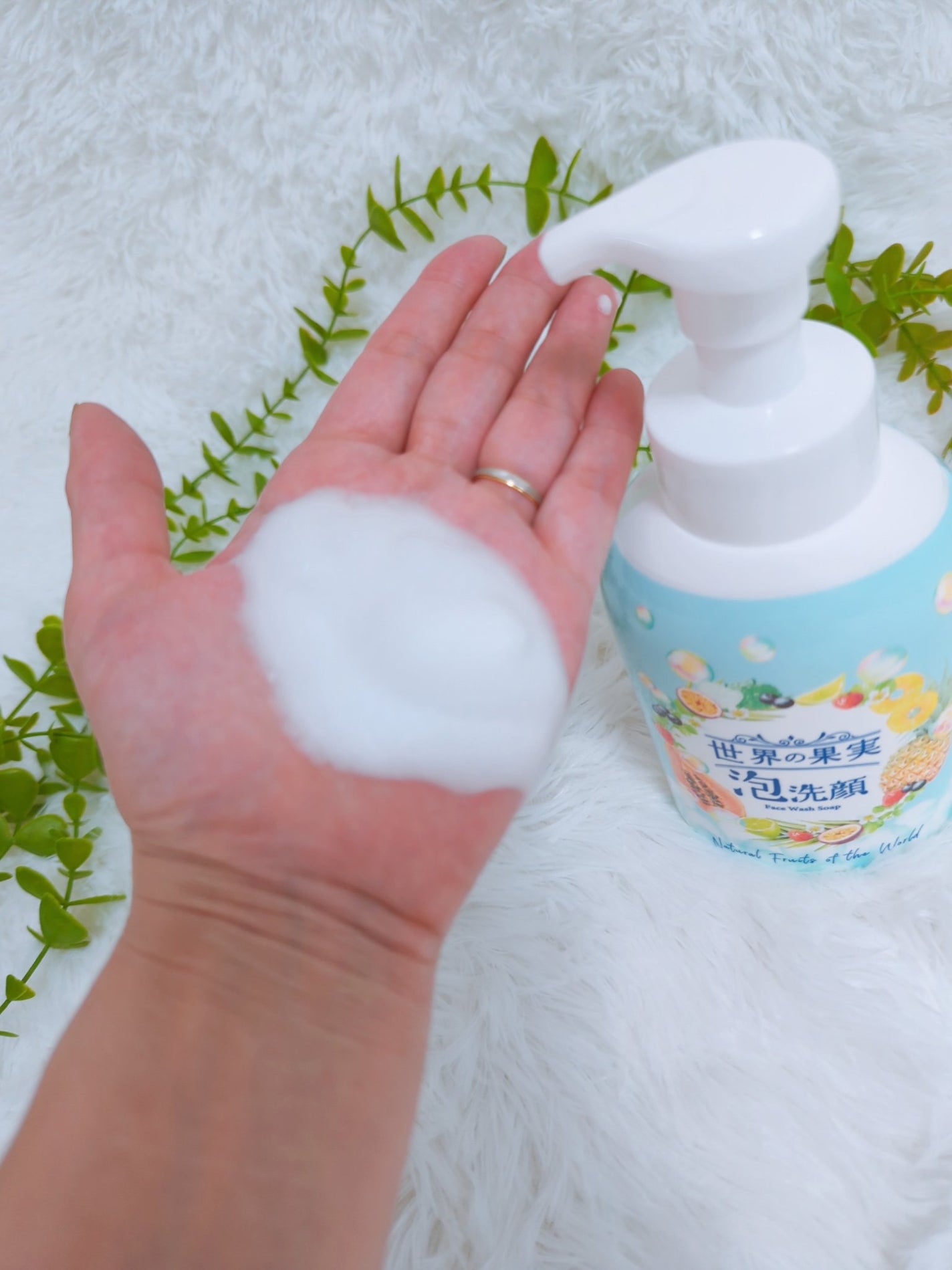 世界の果実 すっきり泡洗顔/世界の果実/泡洗顔を使ったクチコミ(3枚目)