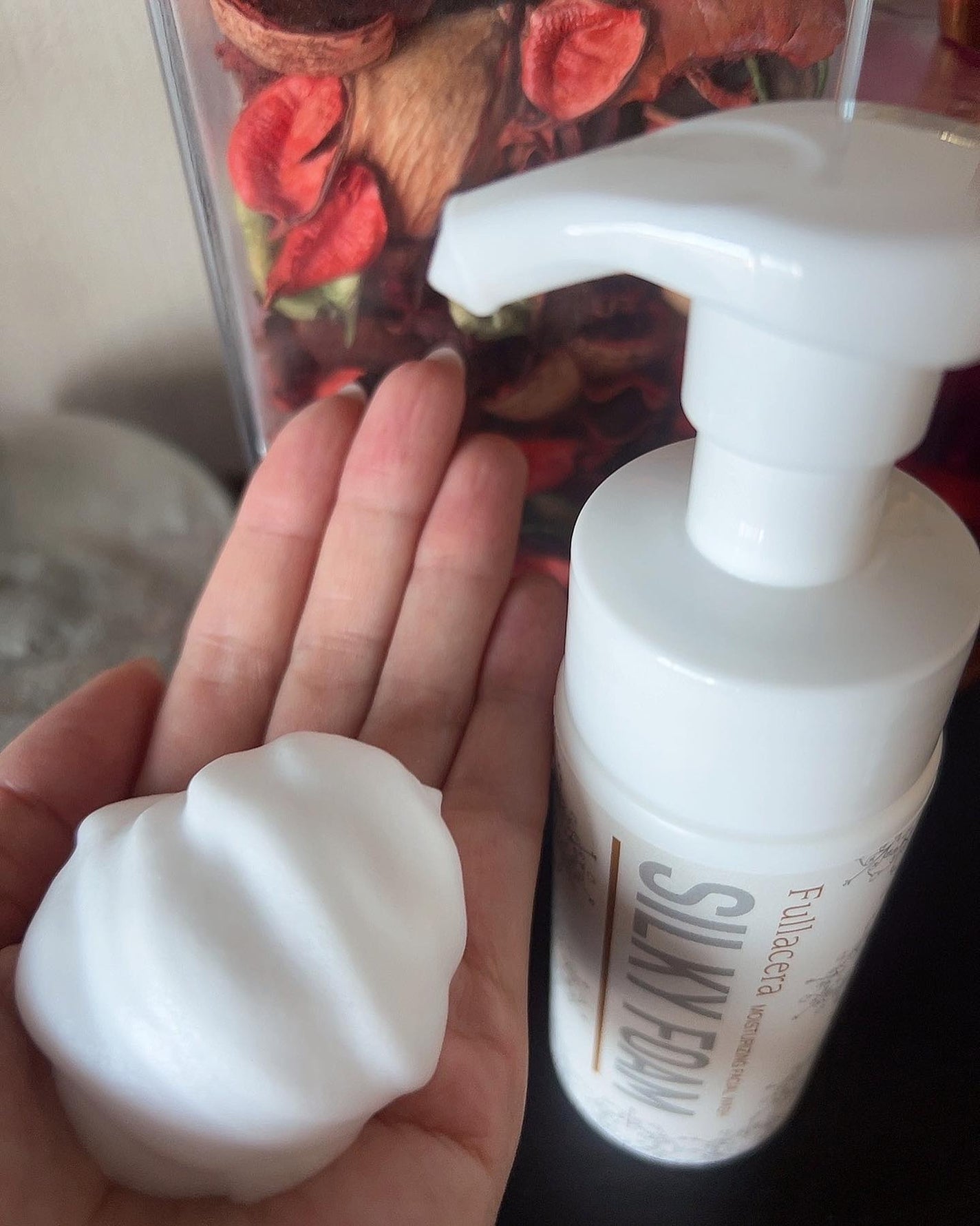 シルキーフォーム/フラセラ/洗顔フォームを使ったクチコミ(2枚目)