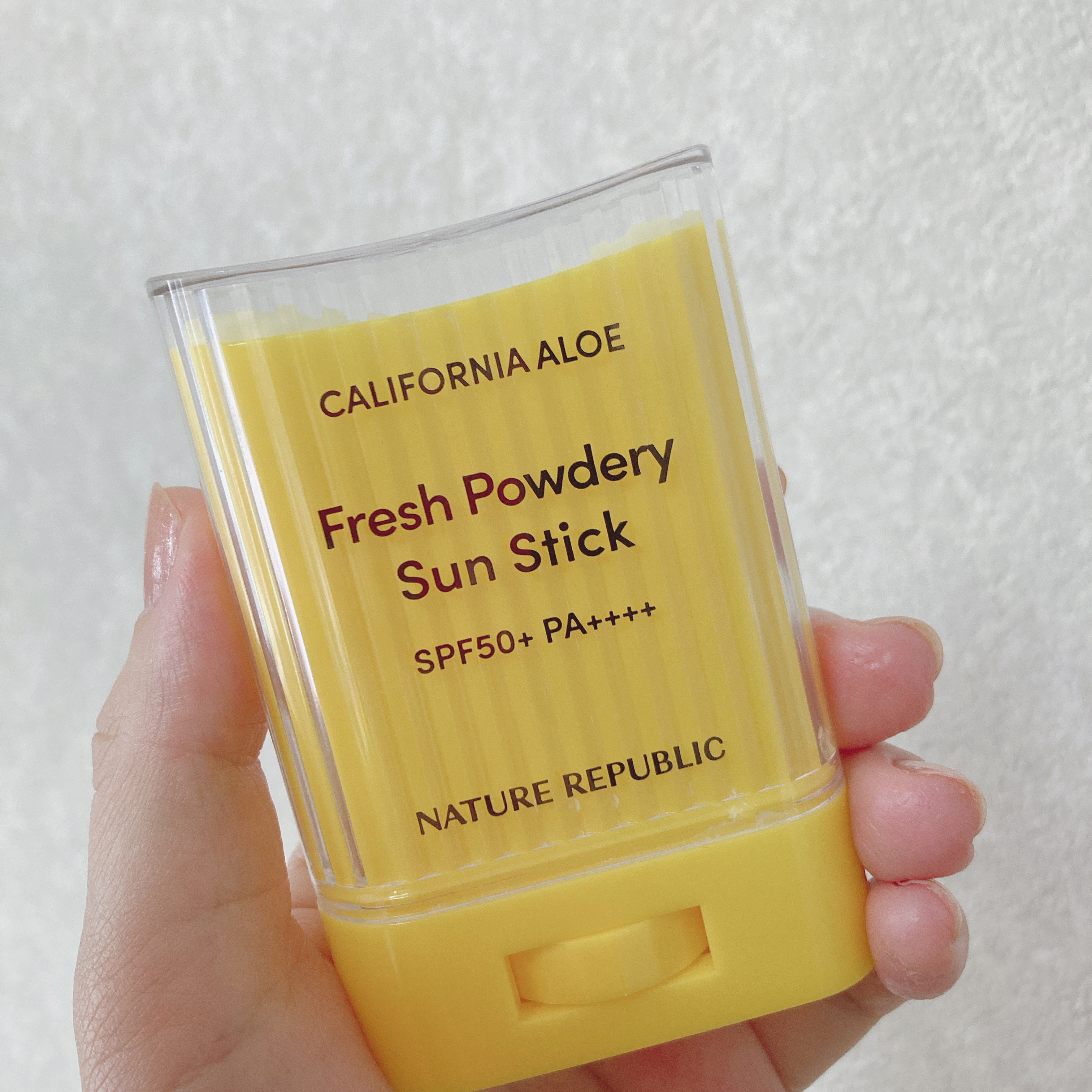 パウダリーUVアロエスティック/ネイチャーリパブリック/日焼け止めスティックを使ったクチコミ（2枚目）
