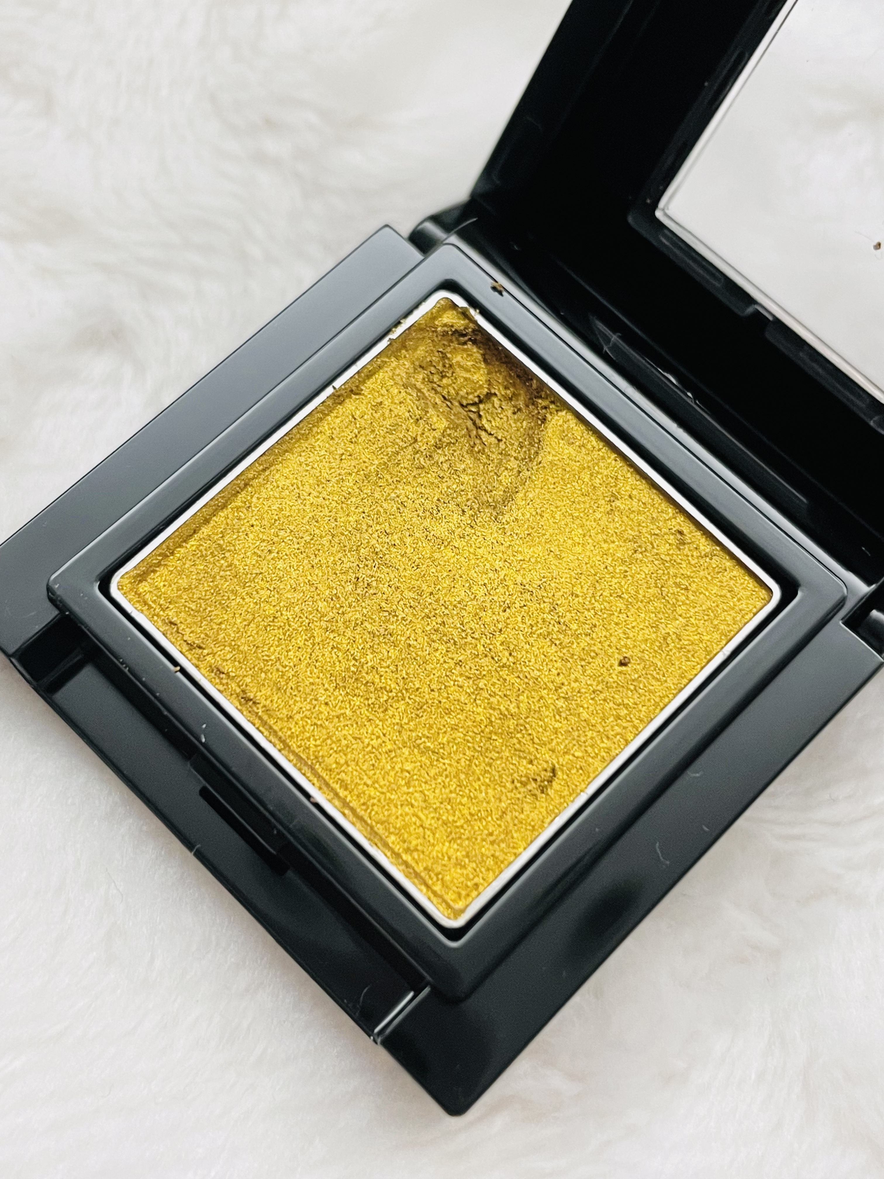 ヴィセ アヴァン シングルアイカラー/Visée/単色アイシャドウを使ったクチコミ（3枚目）