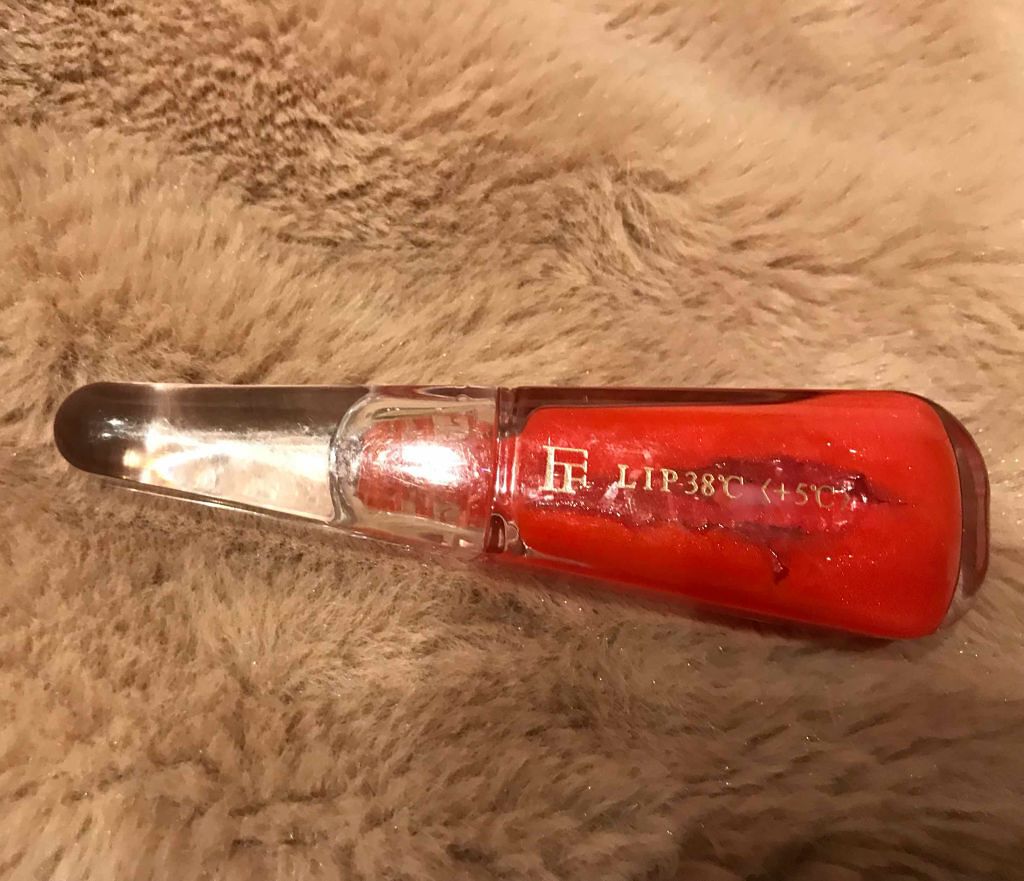 38°C / 99°F リップトリートメント (リップ美容液)/UZU BY FLOWFUSHI/リップケアを使ったクチコミ（1枚目）