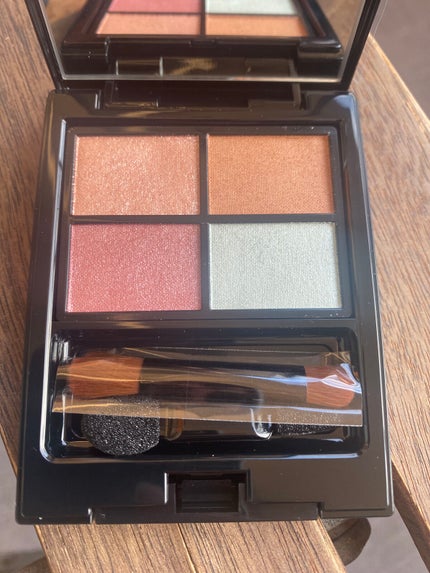 ミネラルクラッシィシャドー モーニングクルーズ(限定)/エトヴォス/アイシャドウパレットを使ったクチコミ(1枚目)