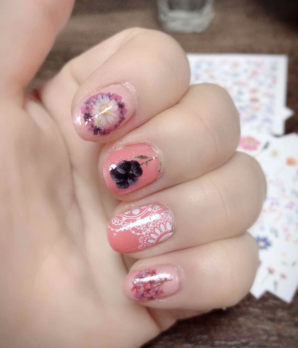 sui on LIPS 「【しずくウォーターネイルシールパート2】✨この前は3種類だけだ..」(3枚目)