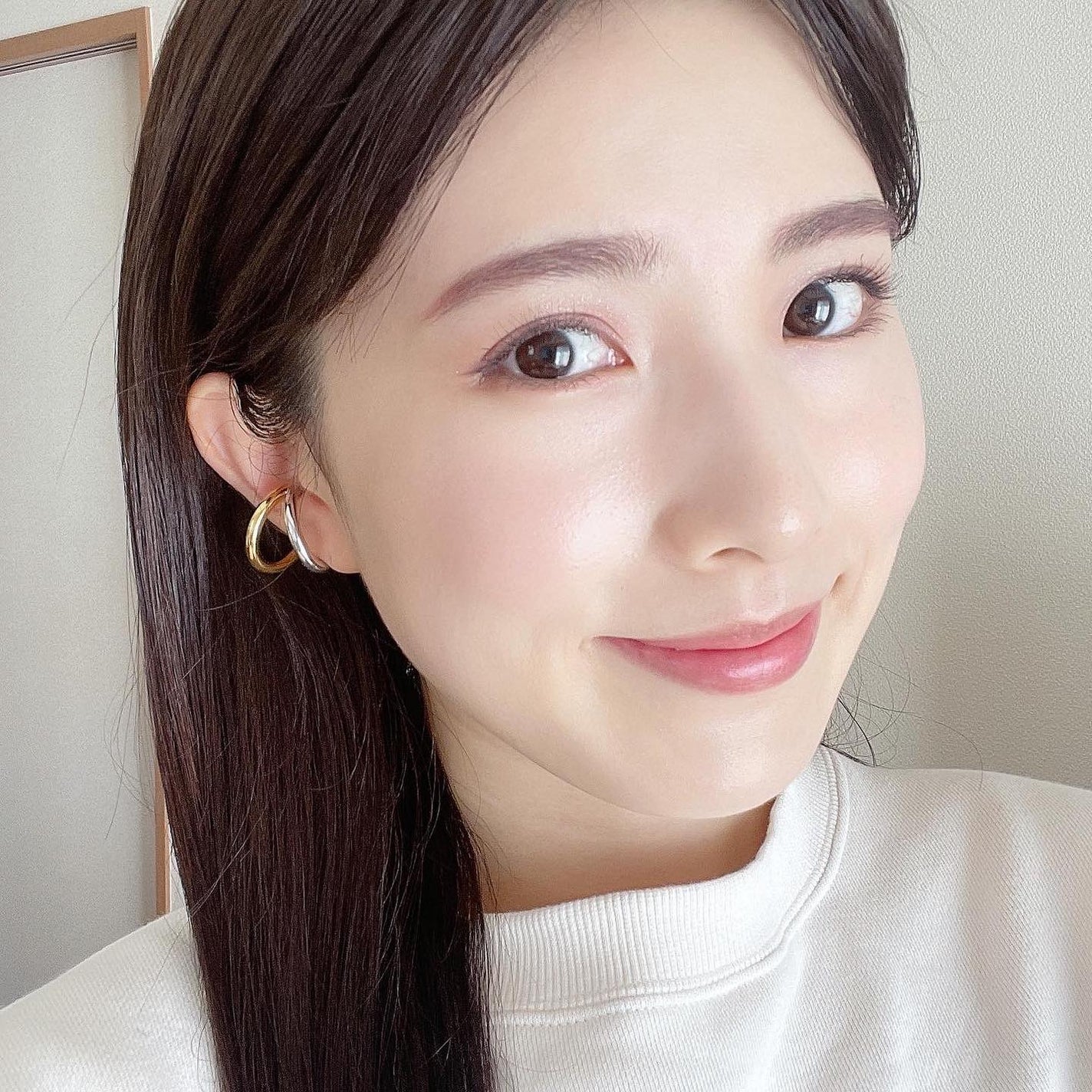 濱田あおい on LIPS 「..垢抜けメイクっ💞1回リールでも載せたことがあるピンク眉🫶🏻..」(2枚目)