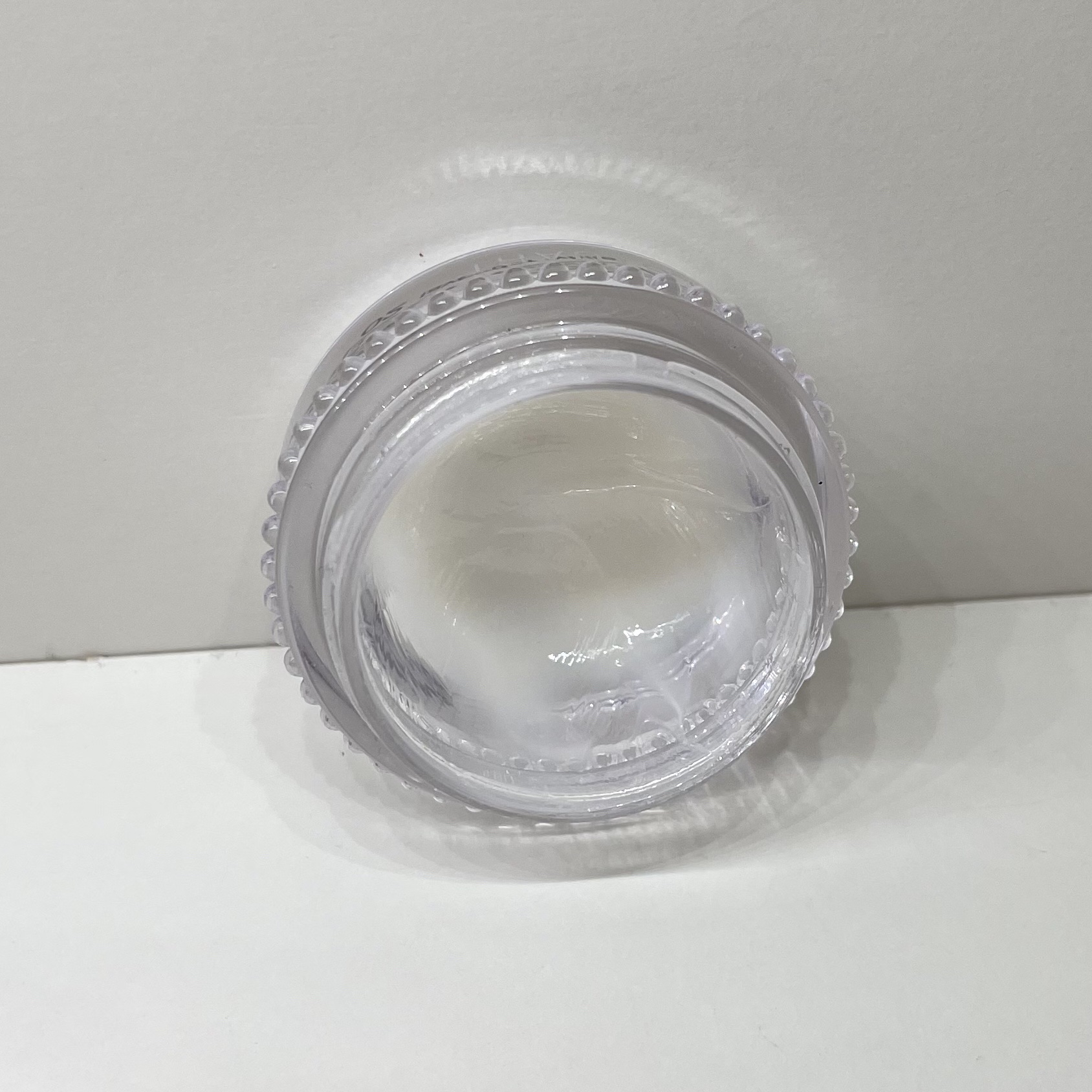 ジルスチュアート リップバーム ホワイトフローラル/JILL STUART/リップバームを使ったクチコミ（3枚目）