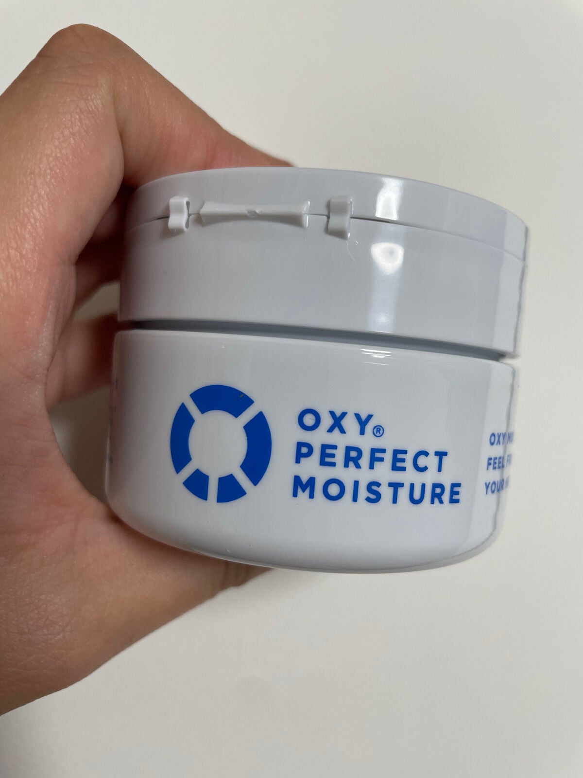 あいら on LIPS 「Oxyperfectmoisture無香料(オキシー パーフェ..」(3枚目)