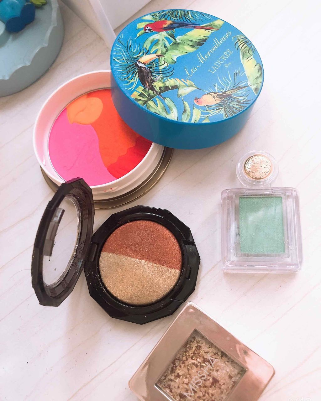 シャドーカスタマイズ/MAJOLICA MAJORCA/単色アイシャドウを使ったクチコミ（3枚目）