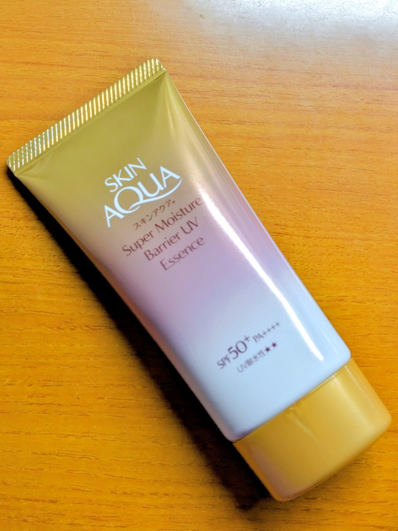 スキンアクア スーパーモイスチャー バリアUVエッセンス/スキンアクア/日焼け止めローションを使ったクチコミ（2枚目）