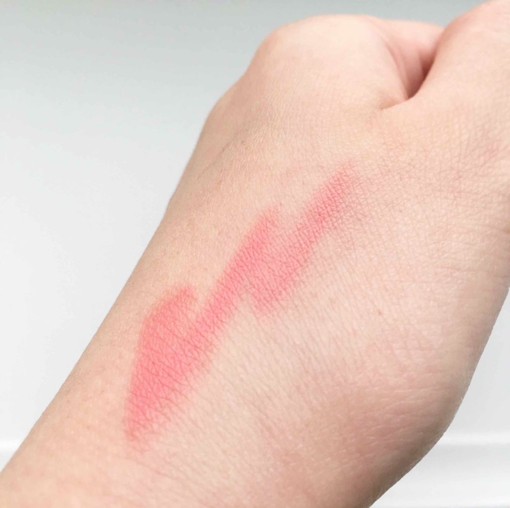 エアリーグロウ リップス/LUNASOL/口紅を使ったクチコミ(2枚目)