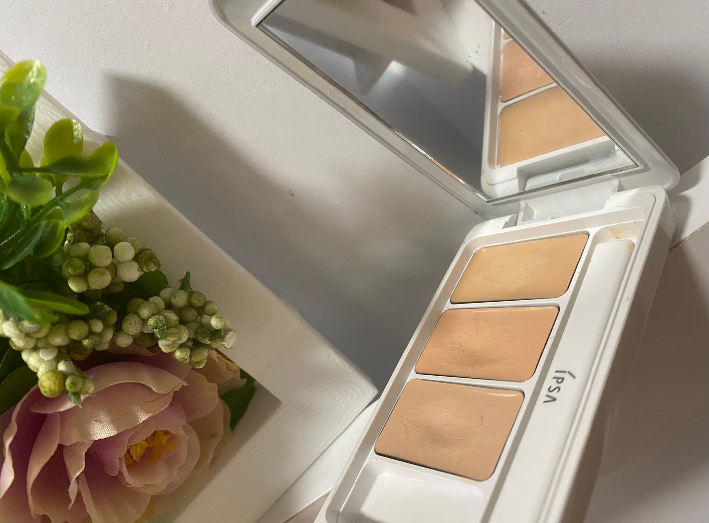 クリエイティブコンシーラーe/IPSA/パレットコンシーラーを使ったクチコミ(1枚目)