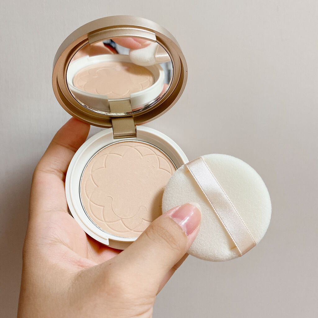 UVシルクフェイスパウダー 01 ライト/CEZANNE/プレストパウダーを使ったクチコミ（2枚目）