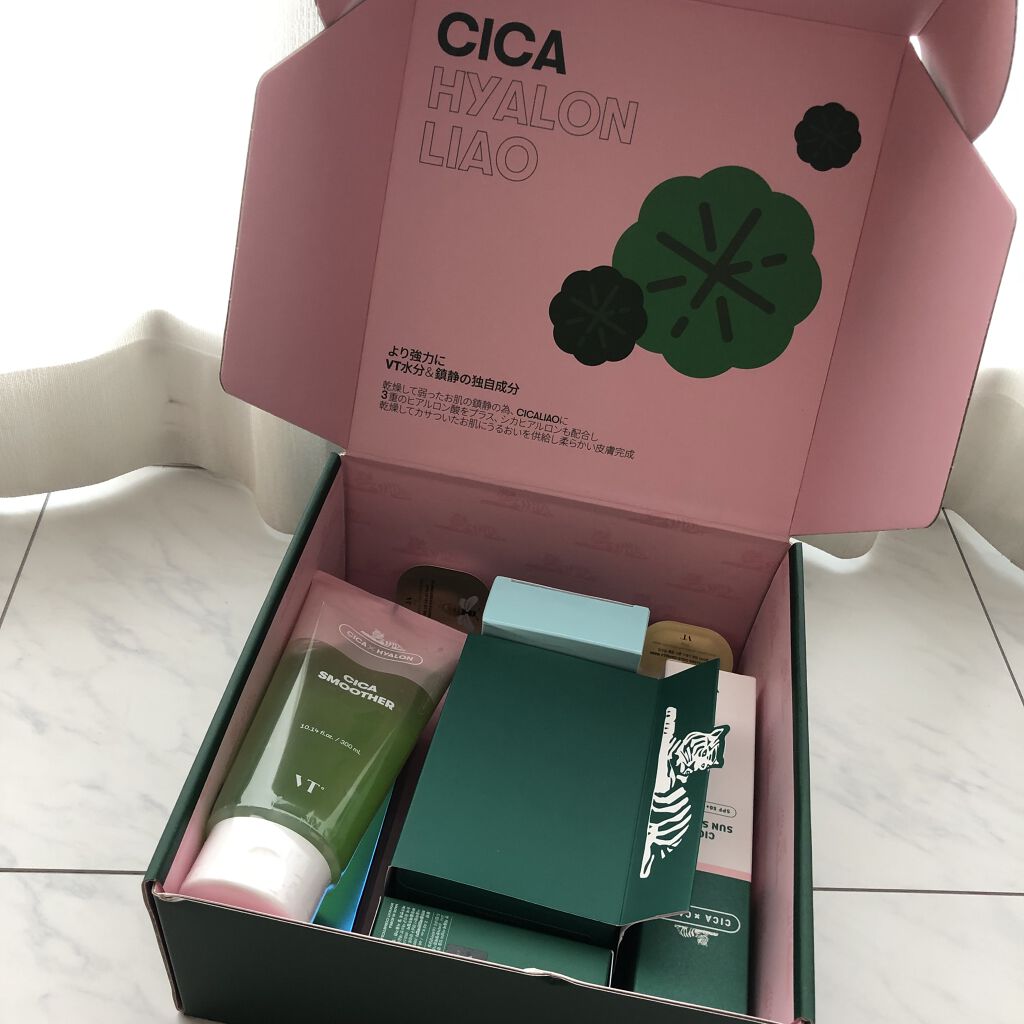 VT VT 福袋のクチコミ「VT Cosmeticsの夏の福袋❤️
¥6280

店頭では2480円の人気シートマスクも入.....」（2枚目）