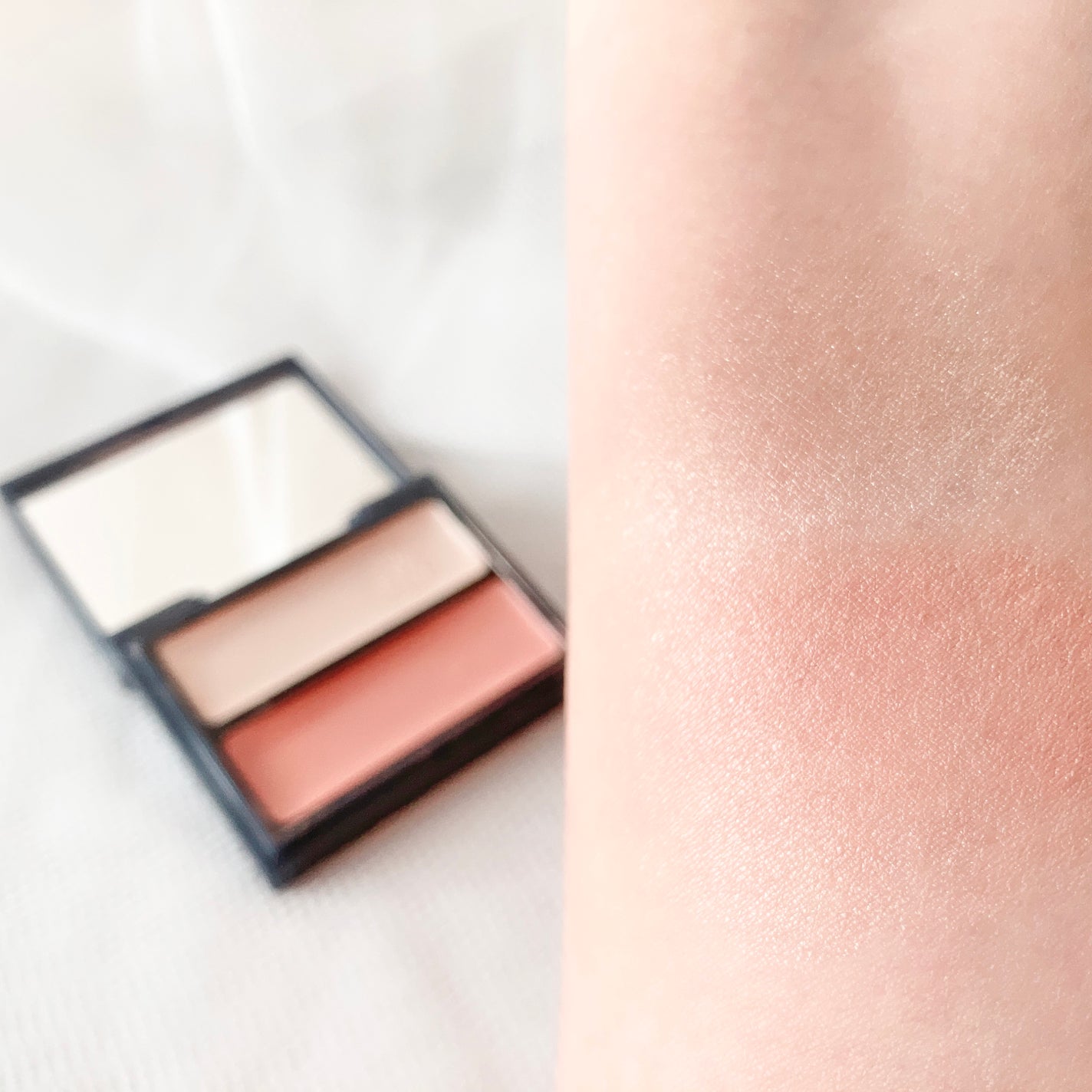 セラムマルチグロウデュオ/Borica/クリームハイライトを使ったクチコミ(4枚目)