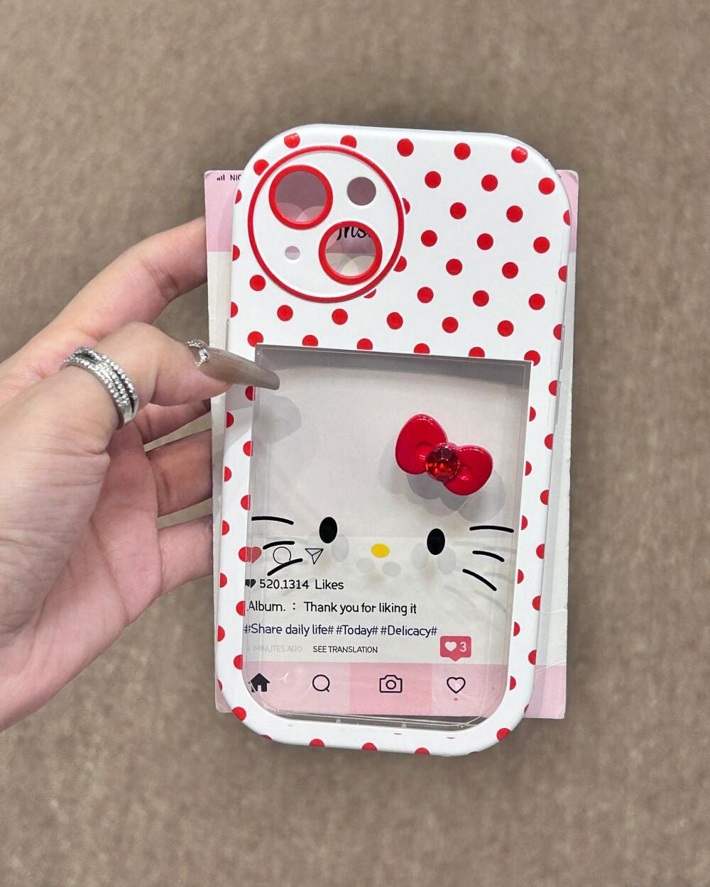 ケース大好きっ子 on LIPS 「スポッティーキティはとてもかわいいです#iPhoneケース#購..」(1枚目)