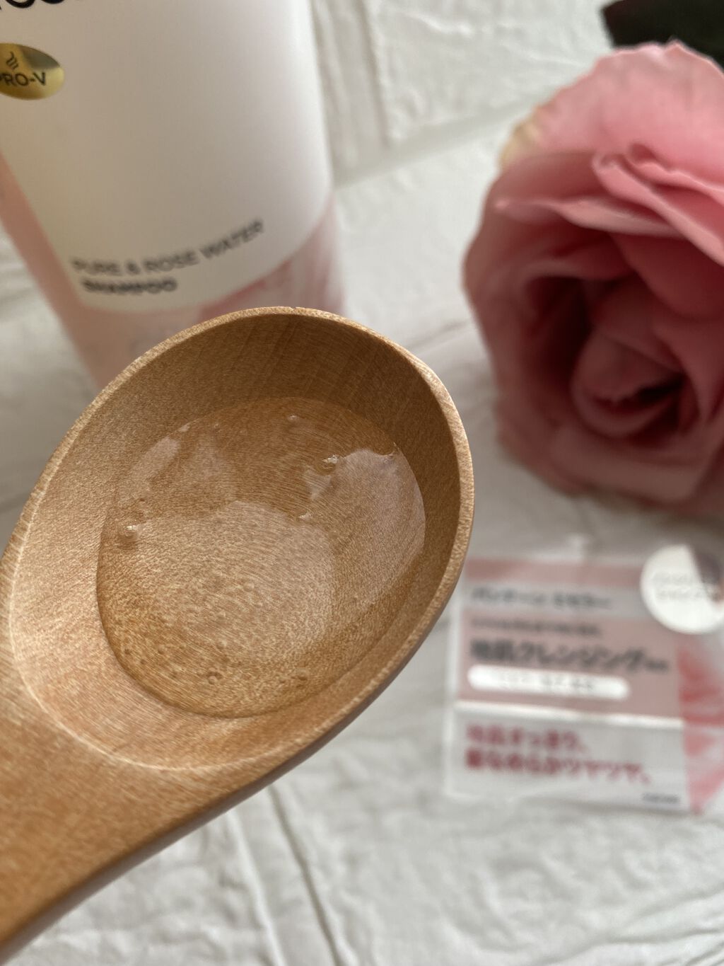 PRO-V ミセラー ピュア＆ローズウォーター ノンシリコンシャンプー/トリートメント/パンテーン/市販シャンプーを使ったクチコミ（2枚目）