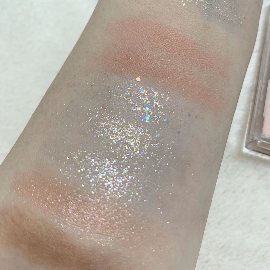 グリッターペディアアイパレット/unleashia/アイシャドウパレットを使ったクチコミ（3枚目）