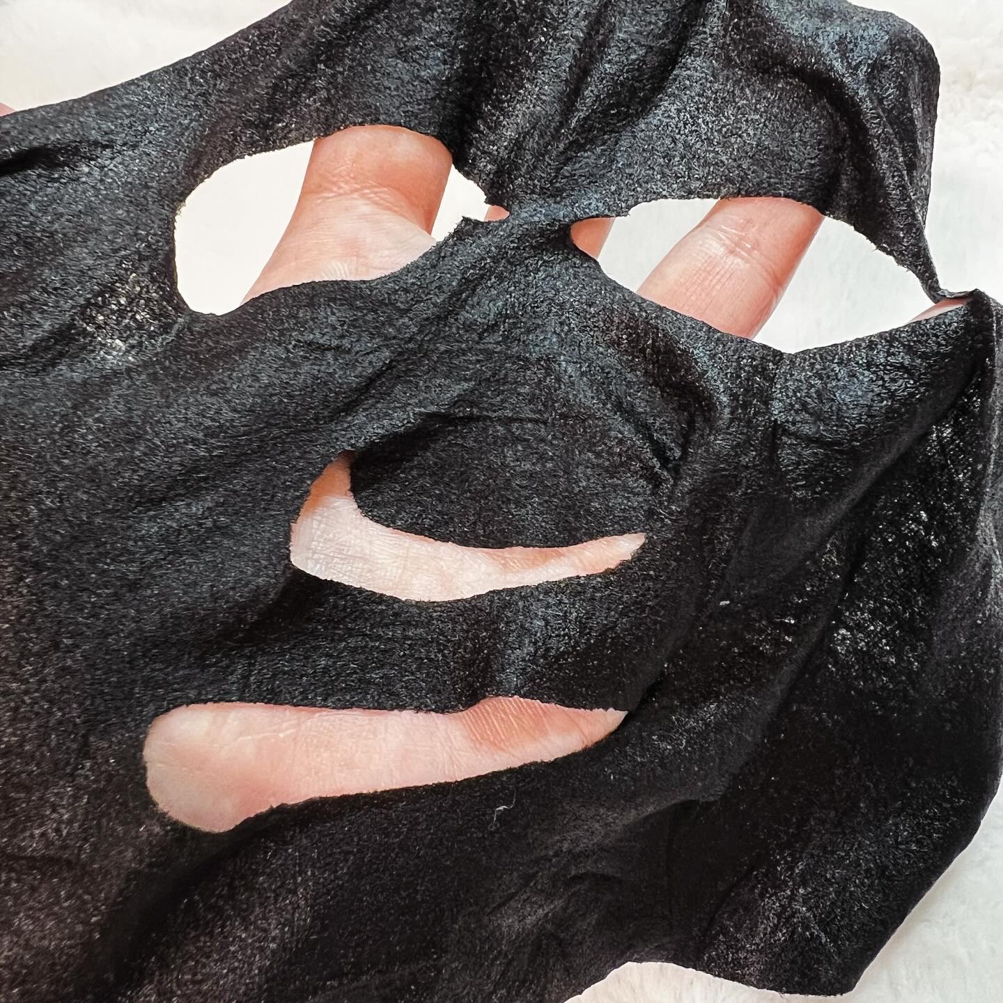 LEUNGESSMORE ブラックPスペシャルフェイスマスク/LEUNGESSMORE/シートマスク・パックを使ったクチコミ（3枚目）