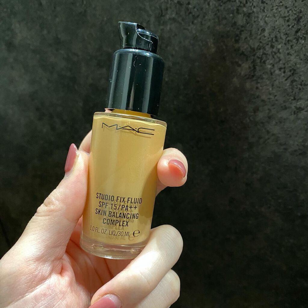 スタジオフィックス フルイッド SPF 15/M・A・C/リキッドファンデーションを使ったクチコミ(1枚目)