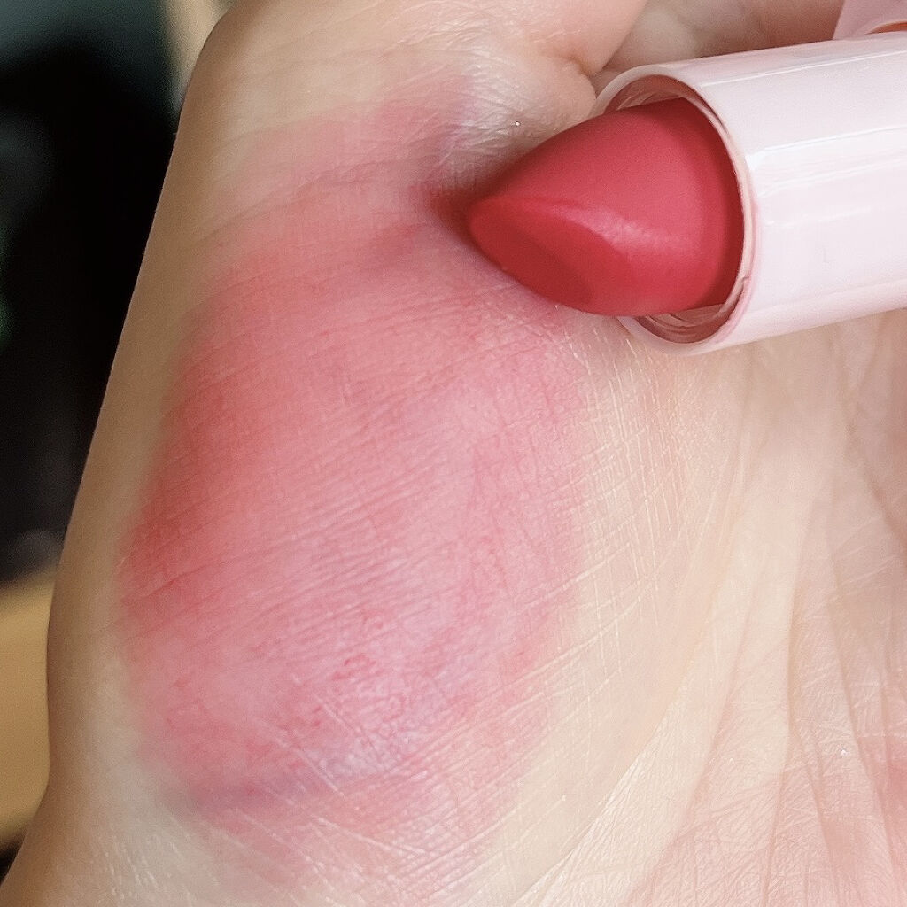 ベルベットフィックスリップバーム 02 INNOCENT RED/perse/リップバームを使ったクチコミ（3枚目）