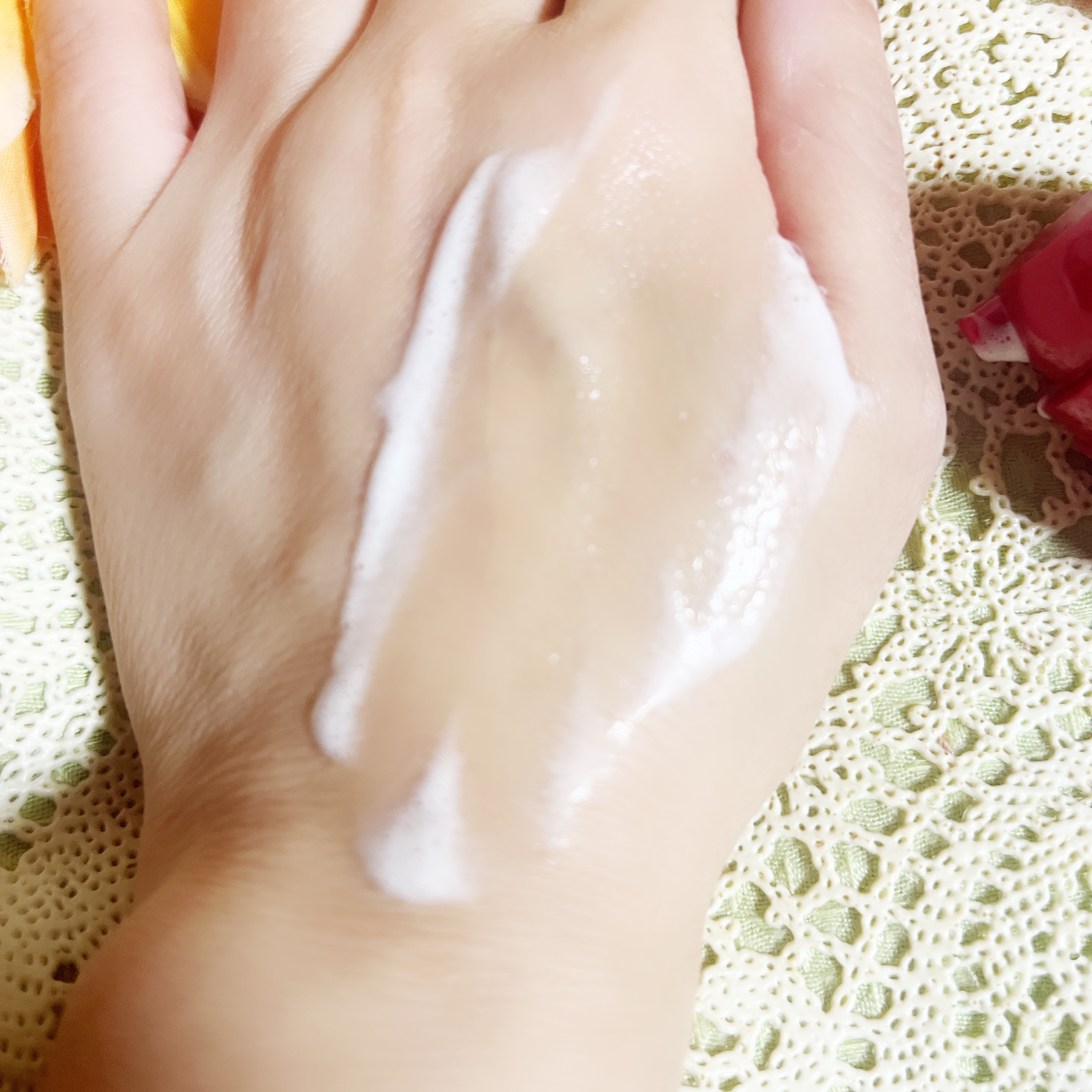 レチノモイスト バブルローション/ADICAL/化粧水を使ったクチコミ（3枚目）