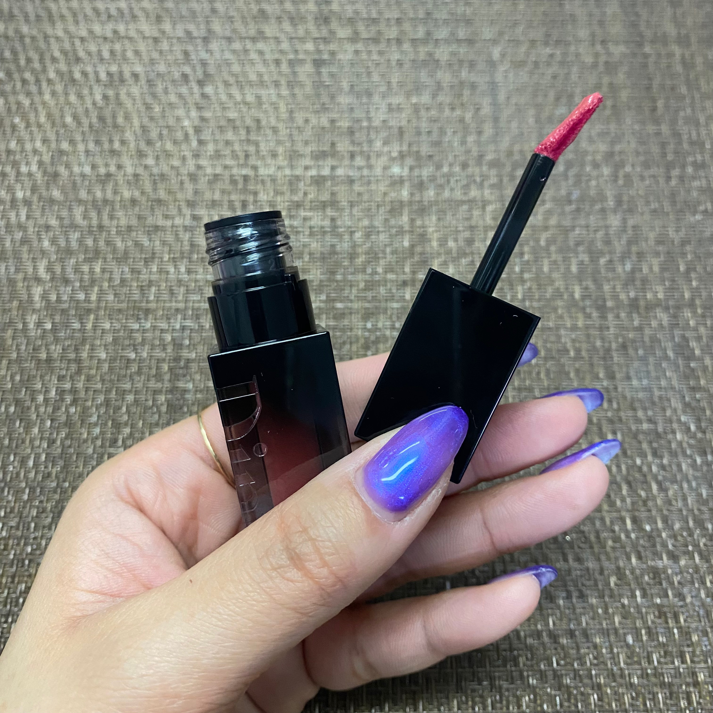 ブラーグロイリップティント 212 コア/Dinto/リップティントを使ったクチコミ（3枚目）