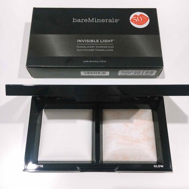 bareMinerals invisible light 

<製品詳細> ＊公式サイトより＊
2種類のパウダーを１つのコンパクトにセット。上質な肌感に整えながら、自然なツヤと立体感あふれる表情へ。マッ