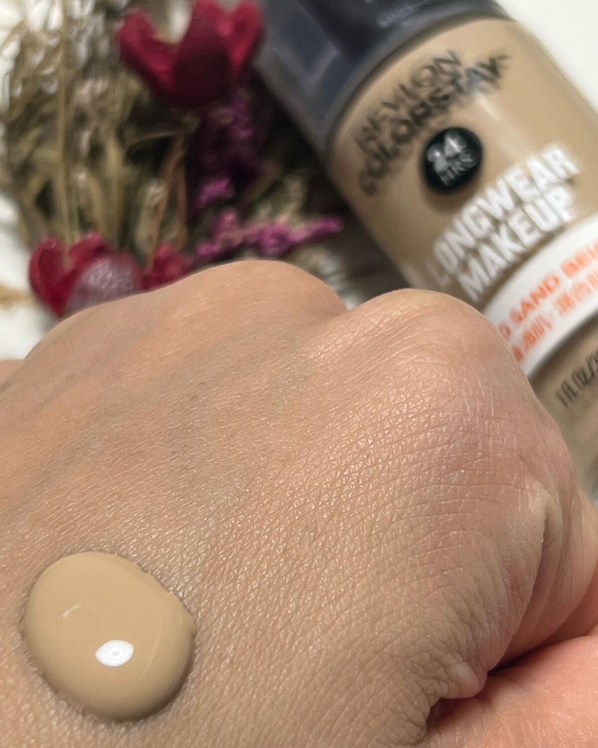 カラーステイ ロングウェア メイクアップ/REVLON/リキッドファンデーションを使ったクチコミ（2枚目）