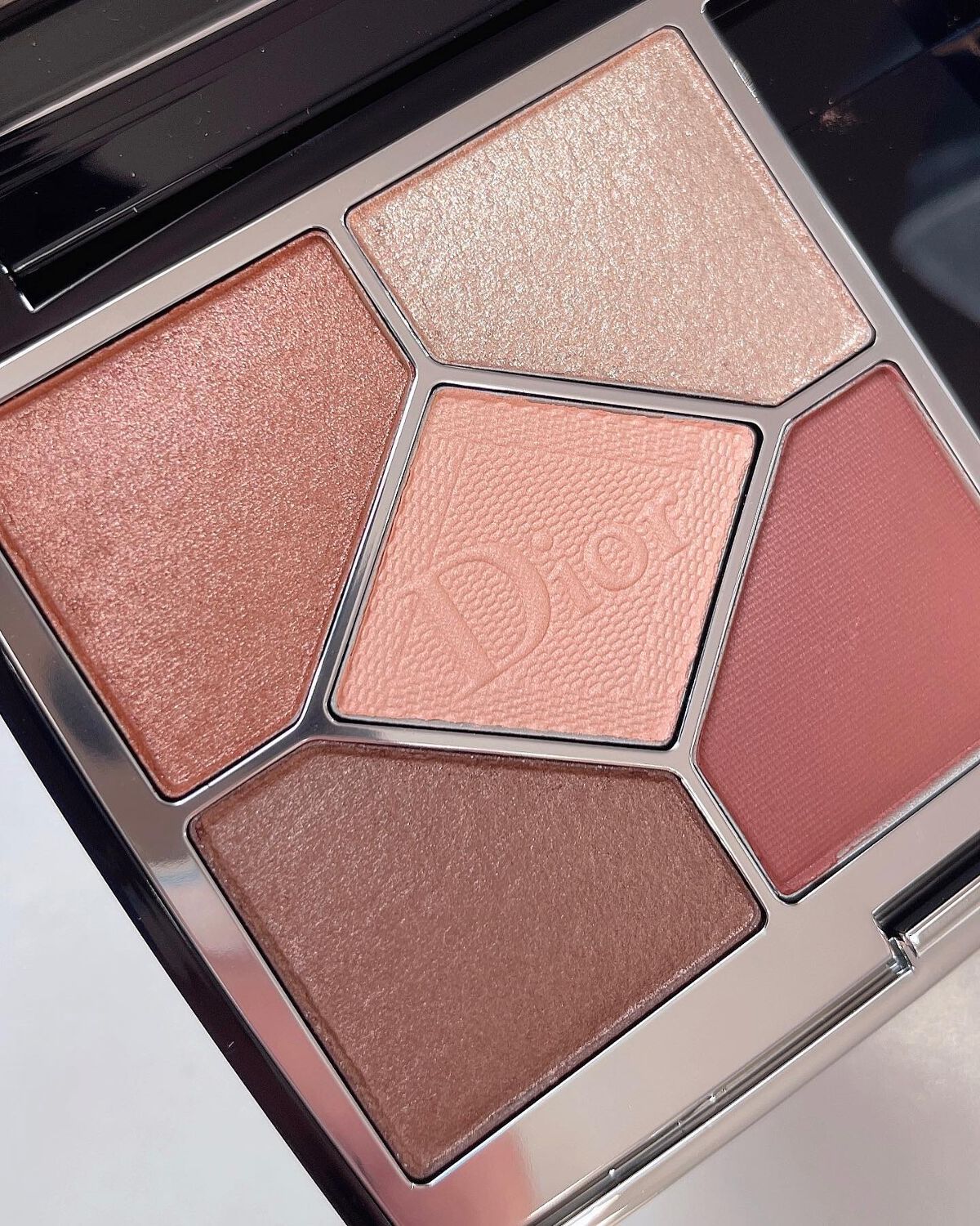 2023年冬新作アイシャドウパレット】【旧】サンク クルール クチュール