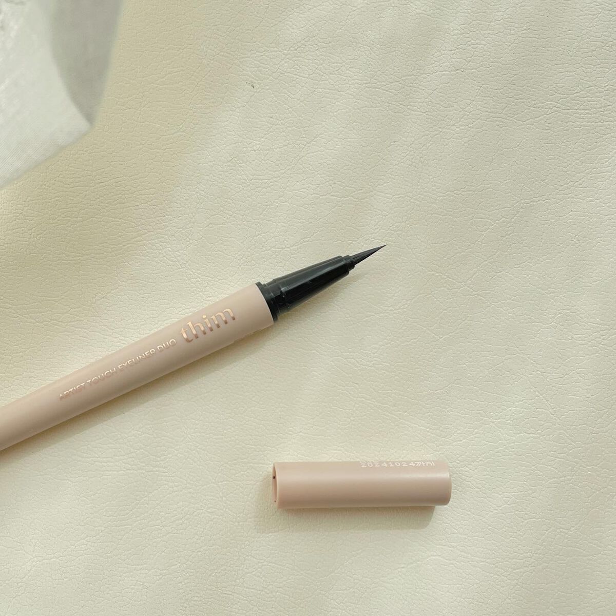 アーティストタッチアイライナーウデュオ/thim/リキッドアイライナーを使ったクチコミ（3枚目）