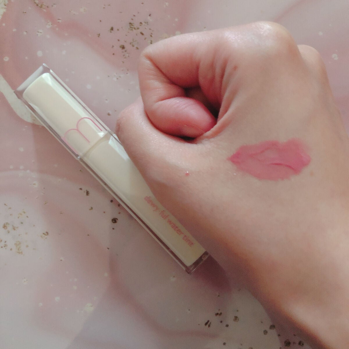 デュイフルウォーターティント<ミルクグロッサリー>/rom&nd/リップティントを使ったクチコミ(3枚目)