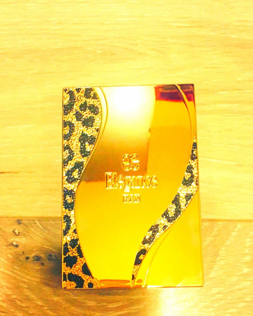 ゴリラのアヤチャン on LIPS 「エレガンスのコフレがサイコーに可愛かった件。こんばんはゴリラ..」(3枚目)