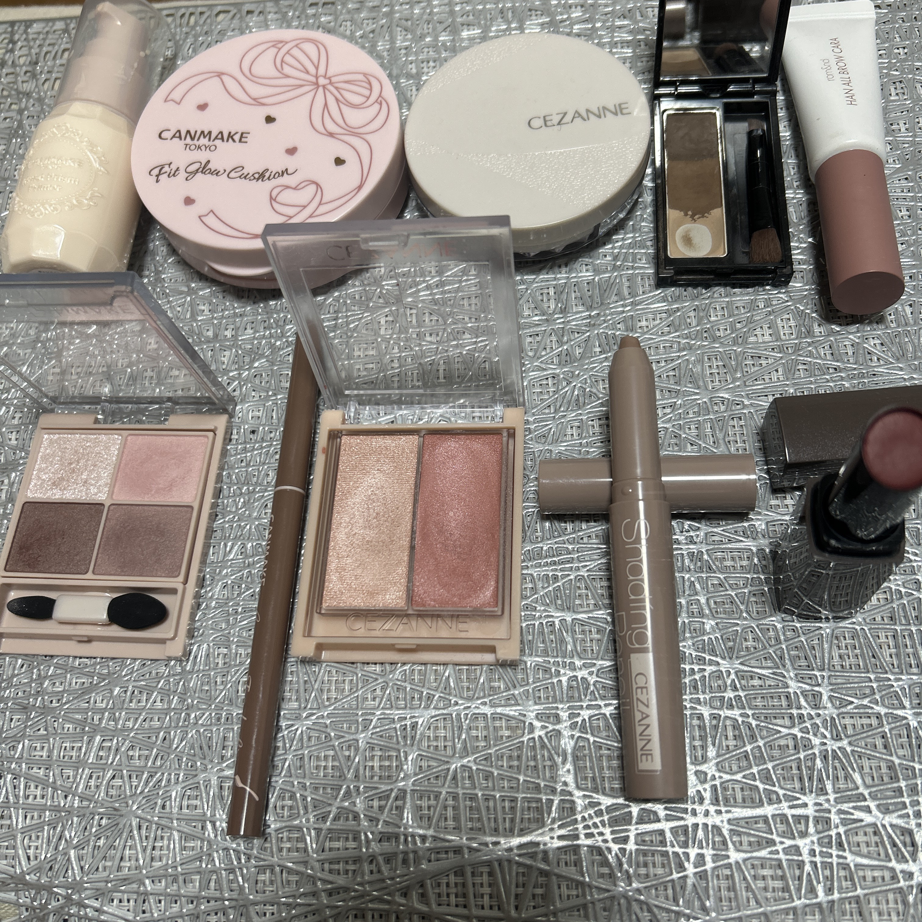 ケイト デザイニングアイブロウ3D/KATE/パウダーアイブロウを使ったクチコミ（2枚目）