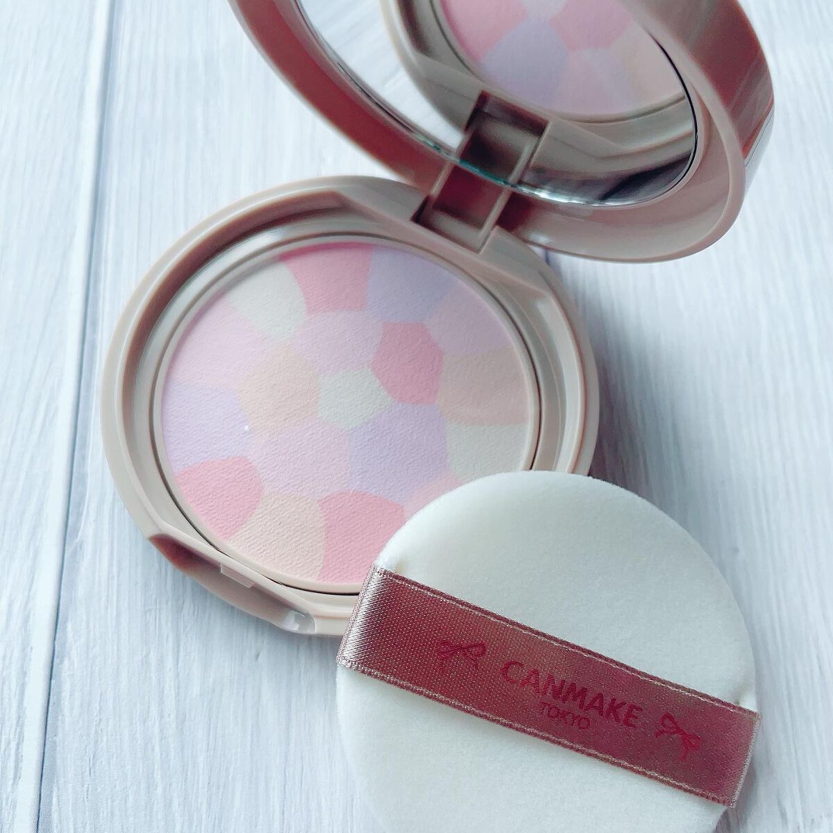 マシュマロフィニッシュパウダー　～Abloom～/キャンメイク/プレストパウダーを使ったクチコミ（1枚目）