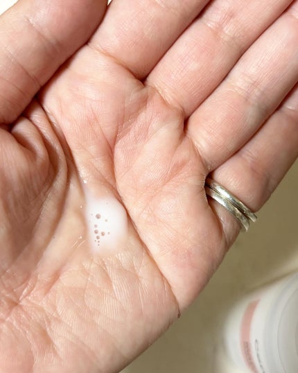 comaki on LIPS 「マデカデイリーリペアのラインをお試ししました。アンプル、トナー..」(4枚目)