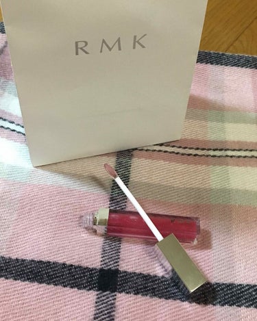 【RMK リップジェリーグロス】

本日はこの前雑談でお話したRMKのグロスのレビューです！



・*:..｡o○☼*ﾟ・*:..｡o○☼*ﾟ・*:..｡o○☼*ﾟ

RMK リップジェリーグロス 1