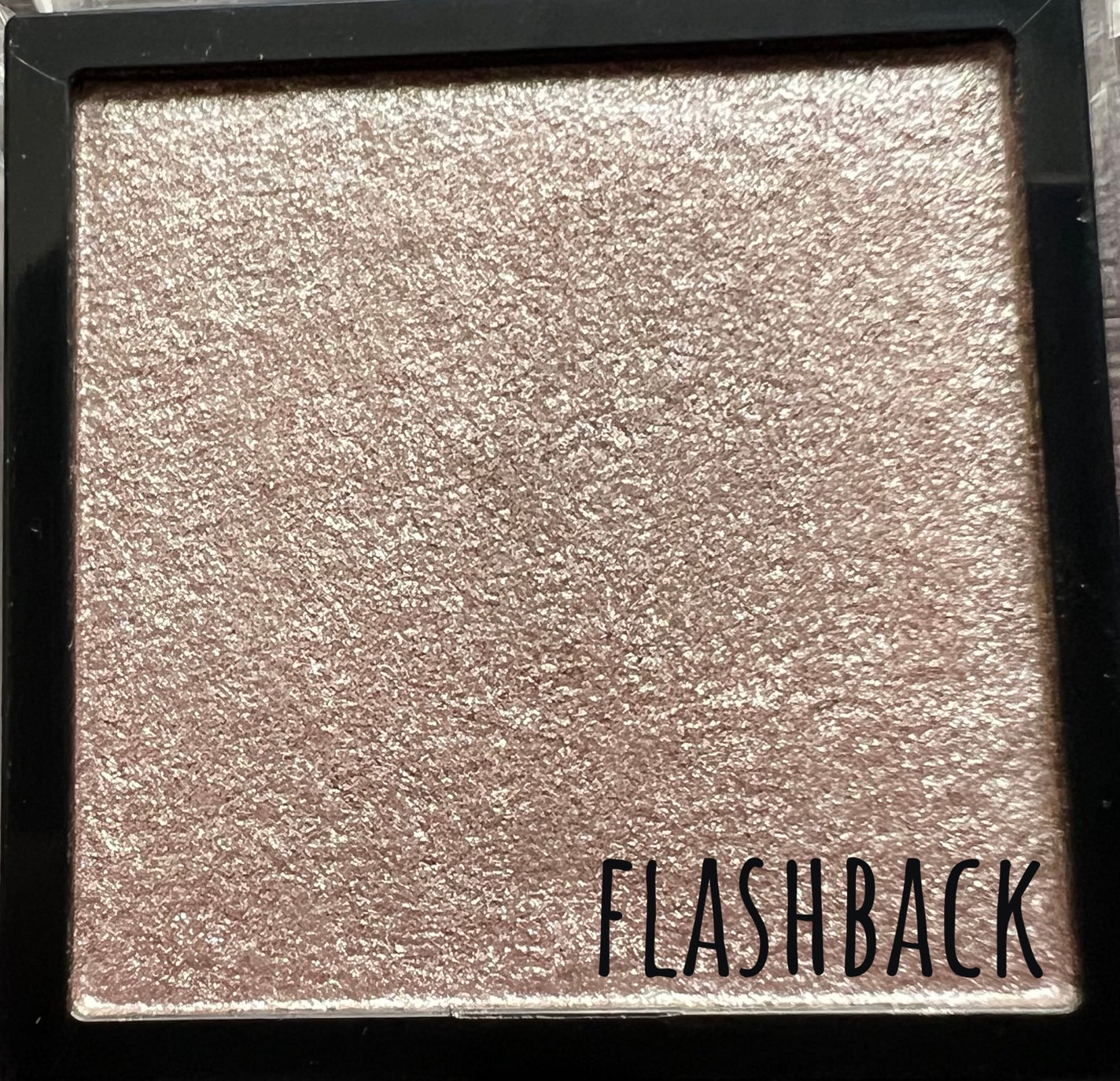 アディクション ザ アイシャドウ/ADDICTION/単色アイシャドウを使ったクチコミ(2枚目)