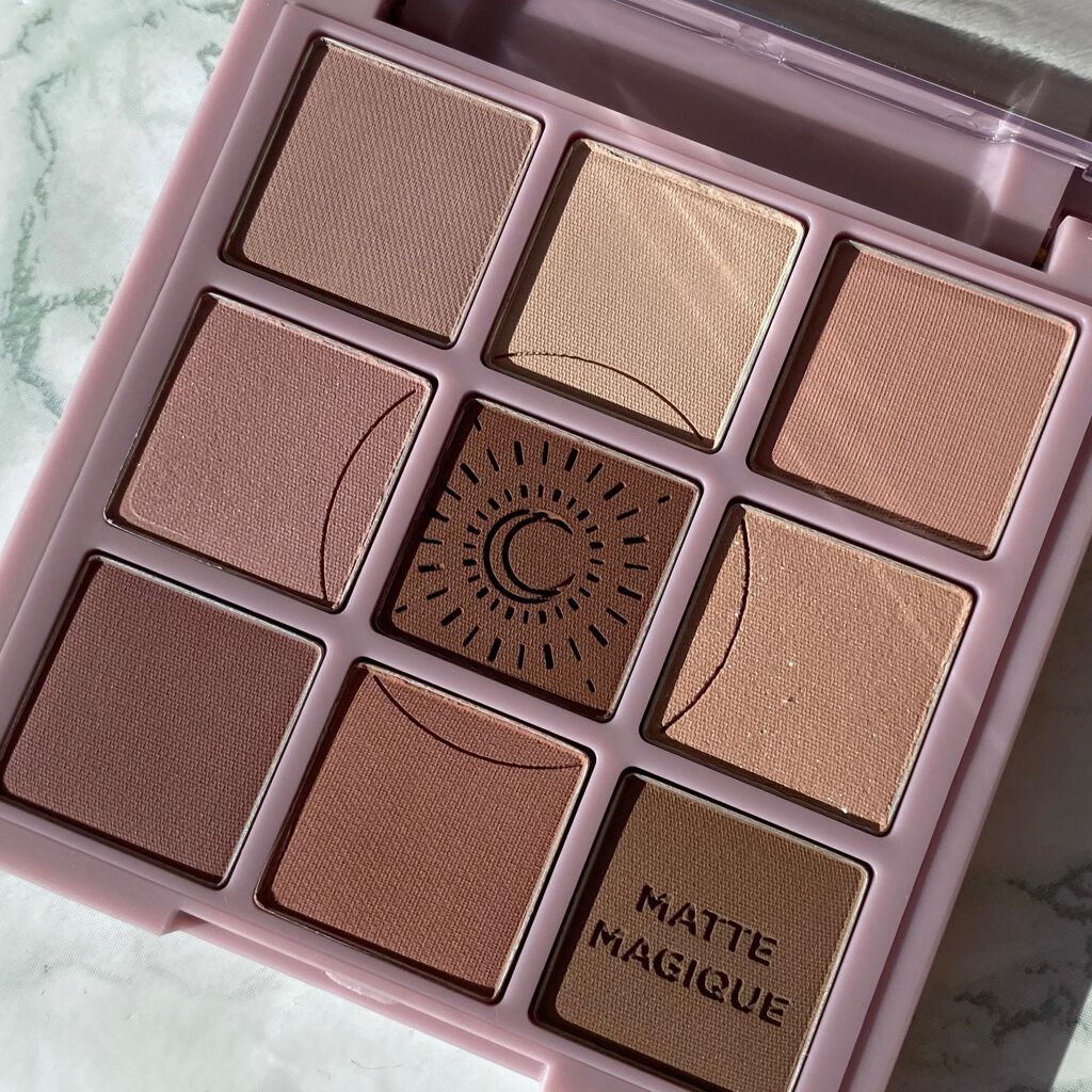 マイフェイブムードアイパレット 9カラー 02 ムーニー(MOONY)/HOLIKA HOLIKA/アイシャドウパレットを使ったクチコミ（2枚目）