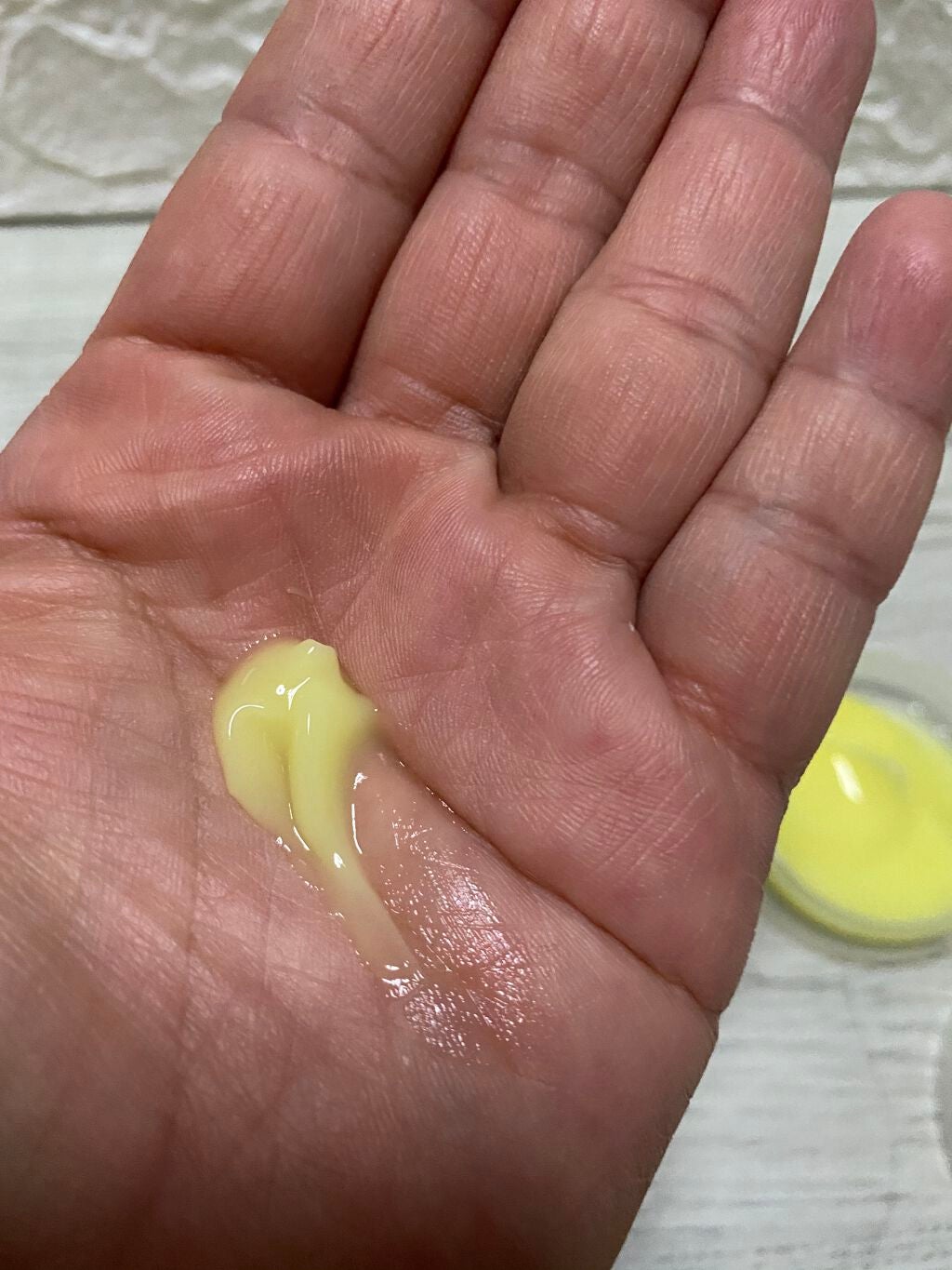 pikopiko on LIPS 「ホコニコSilkySwanエイジングケアに大切なのは顔だ..」(6枚目)