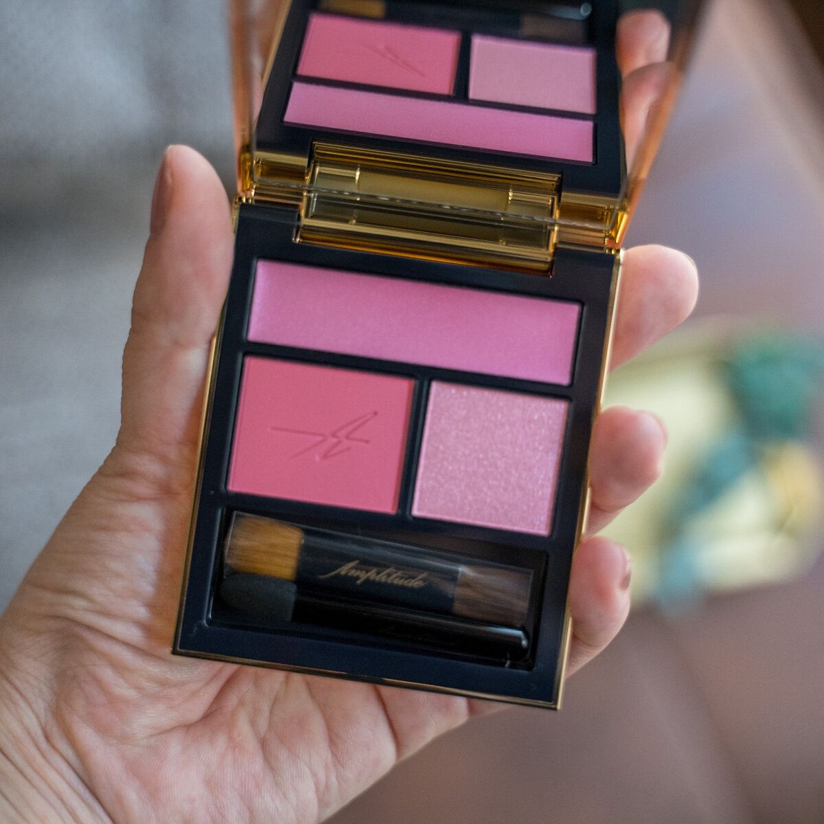 コンスピキュアス アイズ/Amplitude/アイシャドウパレットを使ったクチコミ（1枚目）