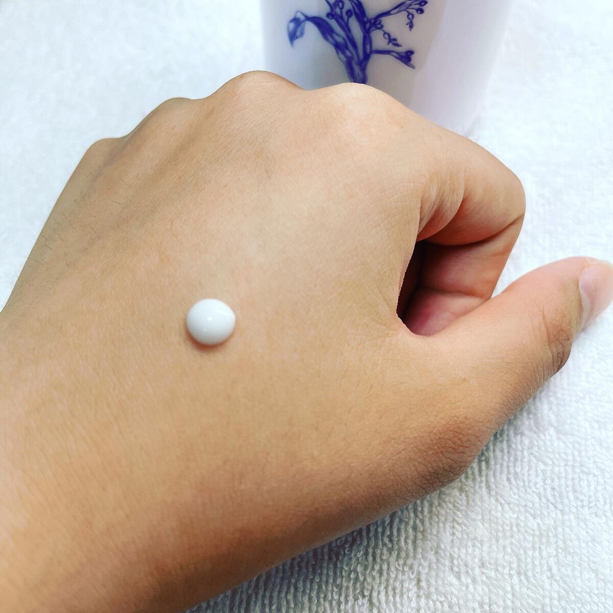 ハトムギ浸透乳液(ナチュリエ スキンコンディショニングミルク)/ナチュリエ/乳液を使ったクチコミ（2枚目）